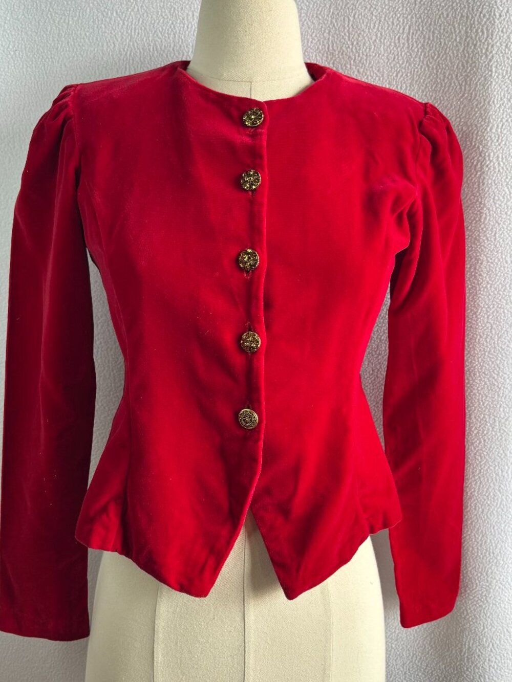 Vintage 1940s 1950s Burgundy Velveteen Nipped Waist Jacket Style Top Blouse